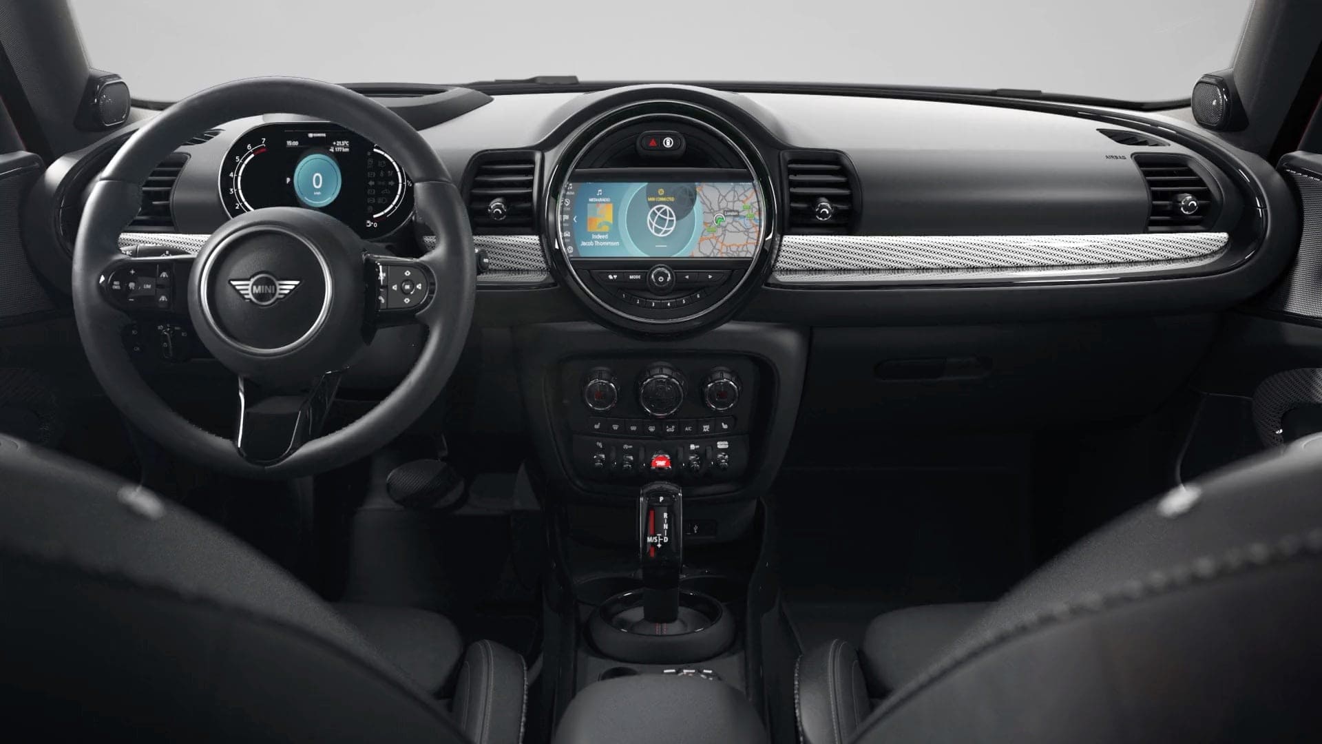 MINI Clubman – predný pohľad – sivé a čierne