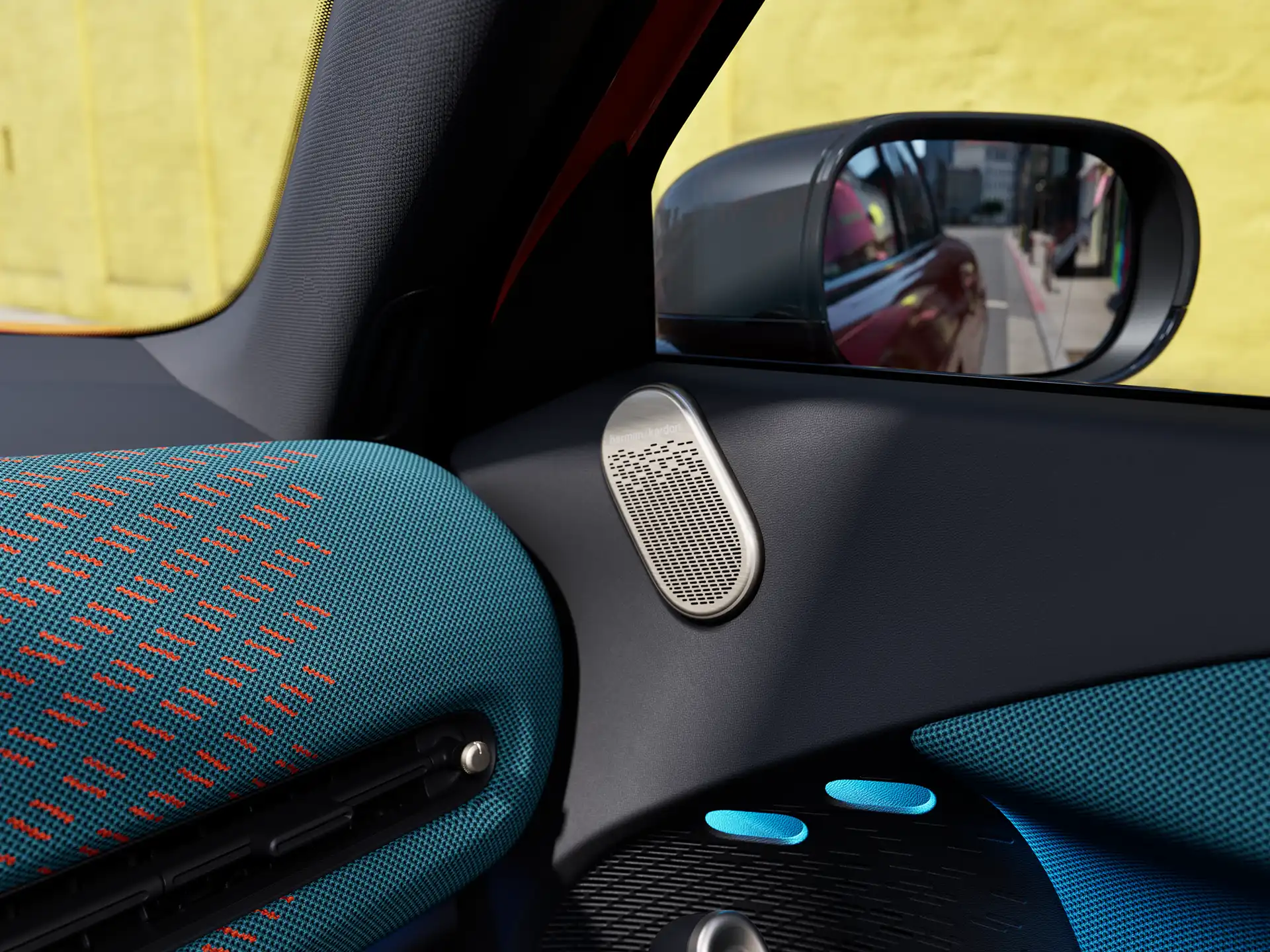 Čisto elektrické MINI Aceman - Udržateľné materiály