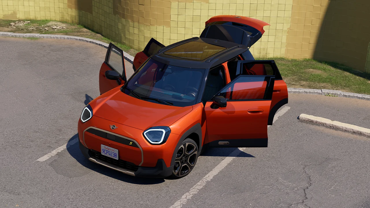 Čisto elektrické MINI Aceman - Otvorené dvere