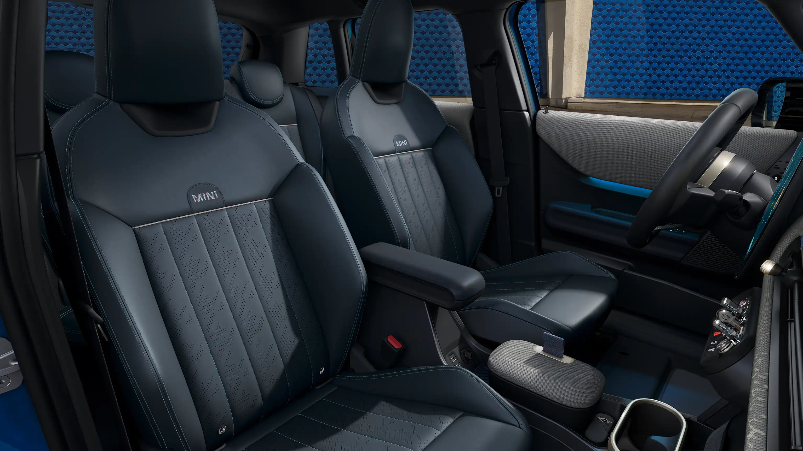 MINI Cooper 5-dverové - Sedadlá