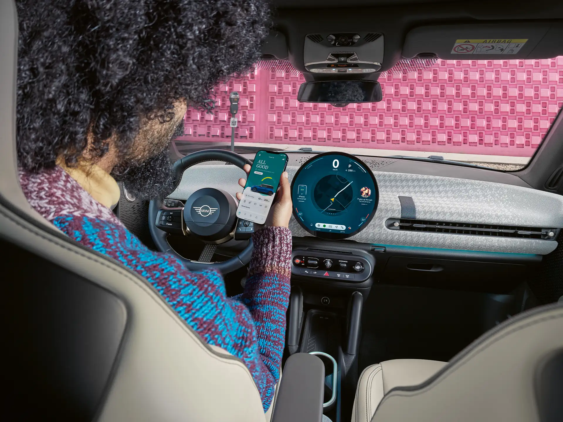 Čisto elektrické MINI Cooper - MINI cesta