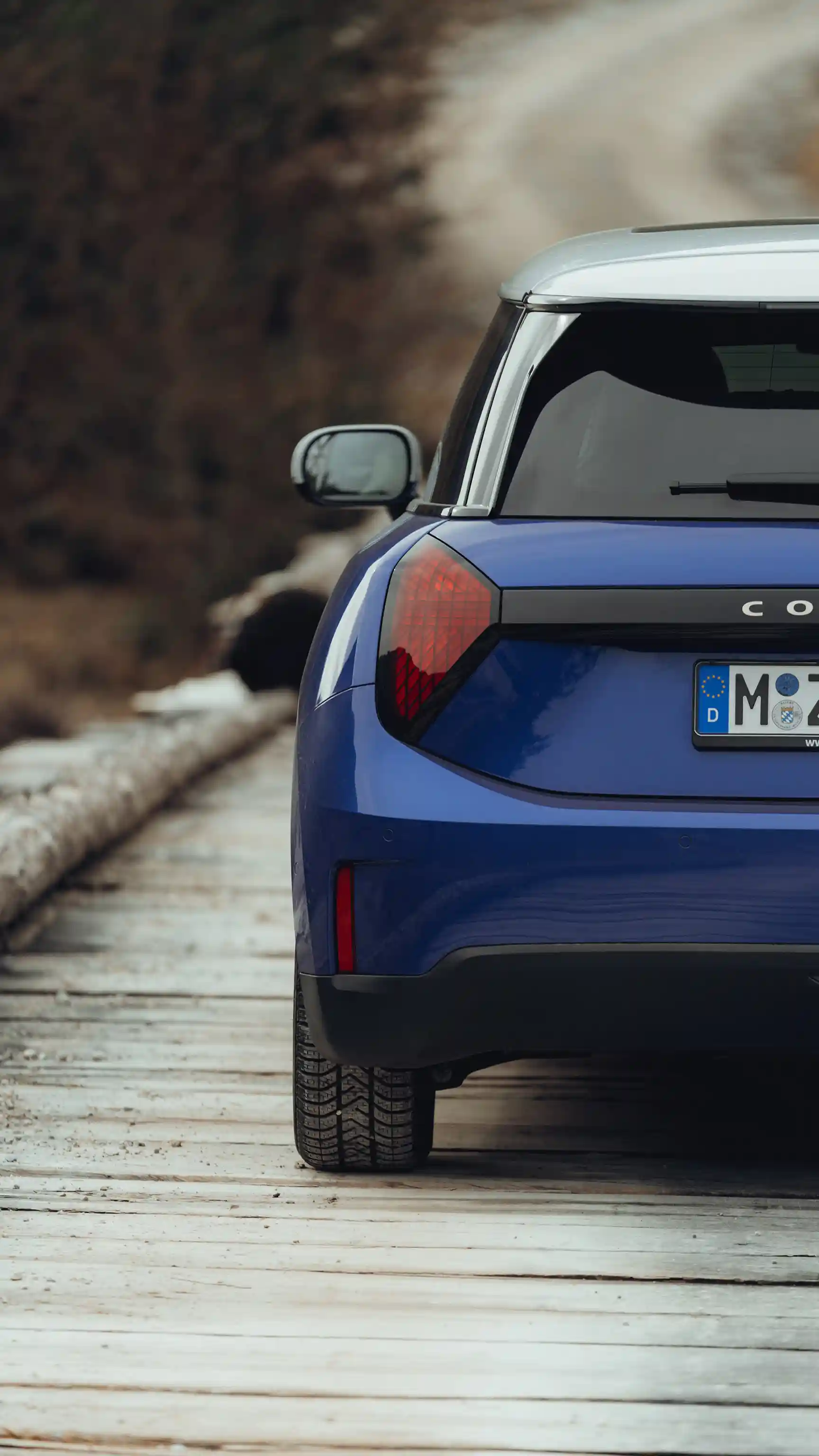 Čisto elektrické MINI Cooper - Vzadu
