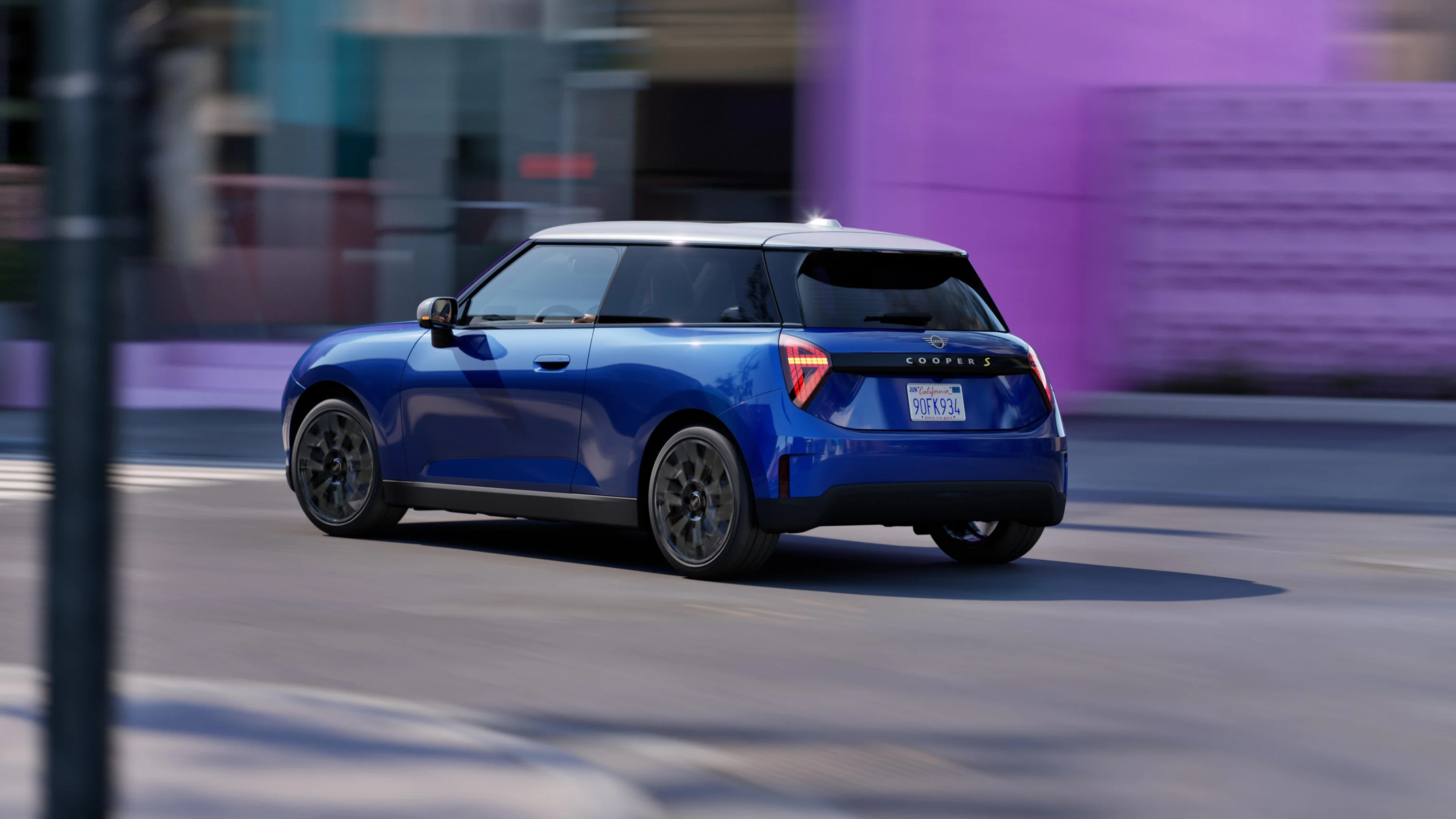 Čisto elektrické MINI Cooper - Motokára