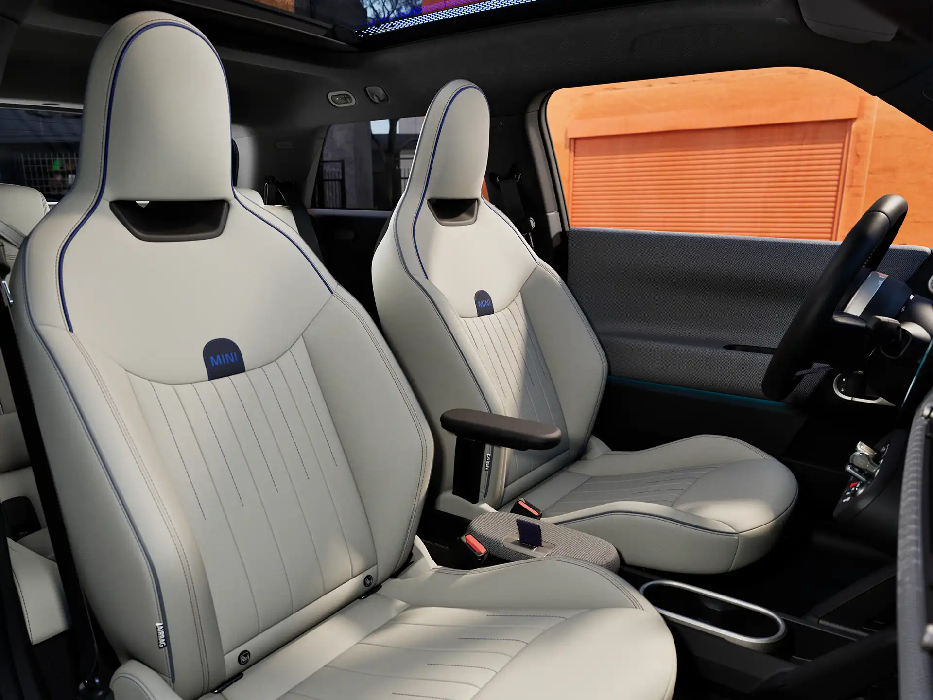 Čisto elektrické MINI Cooper - Interiér