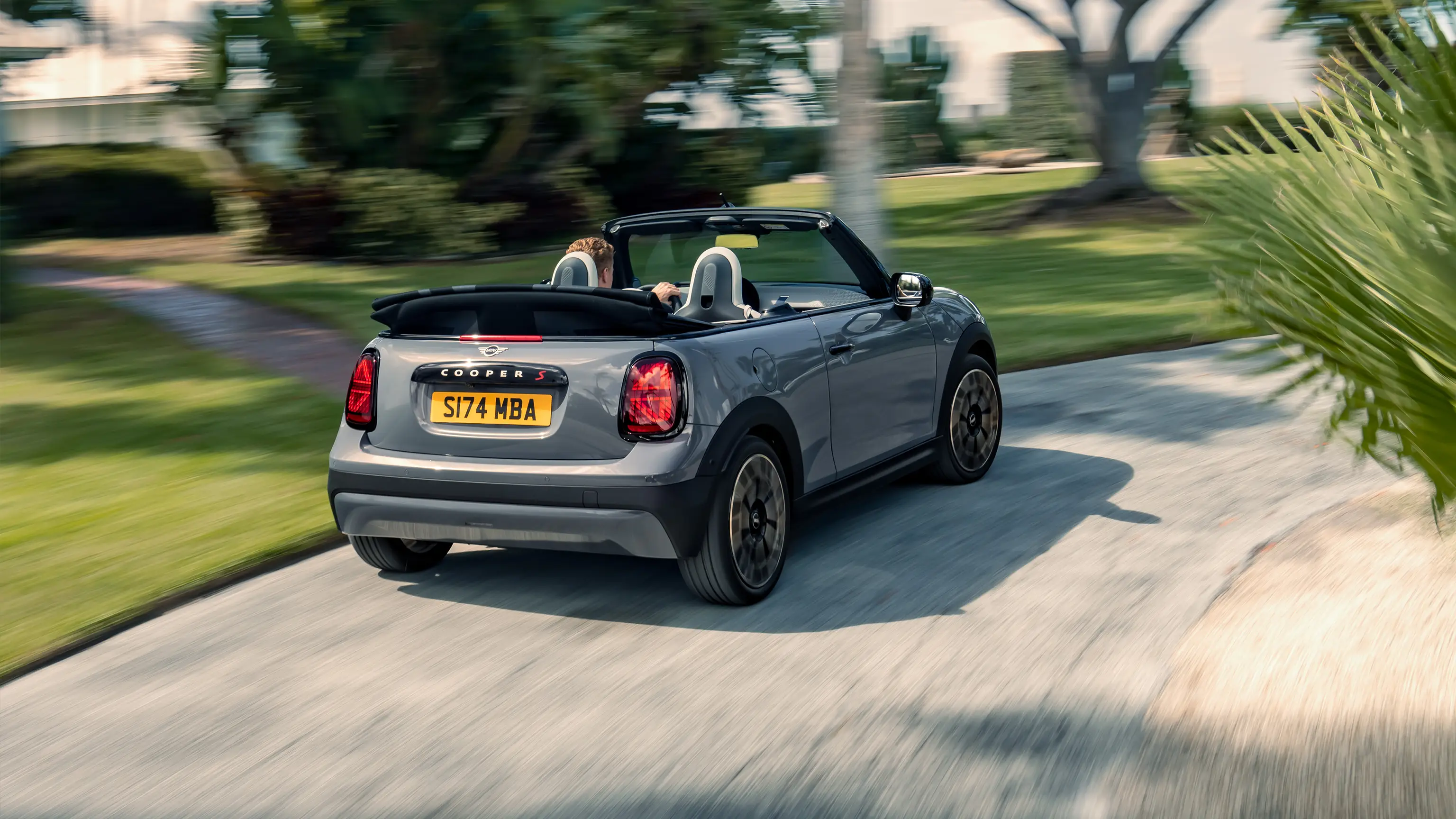 MINI Cooper Cabrio - Zozadu
