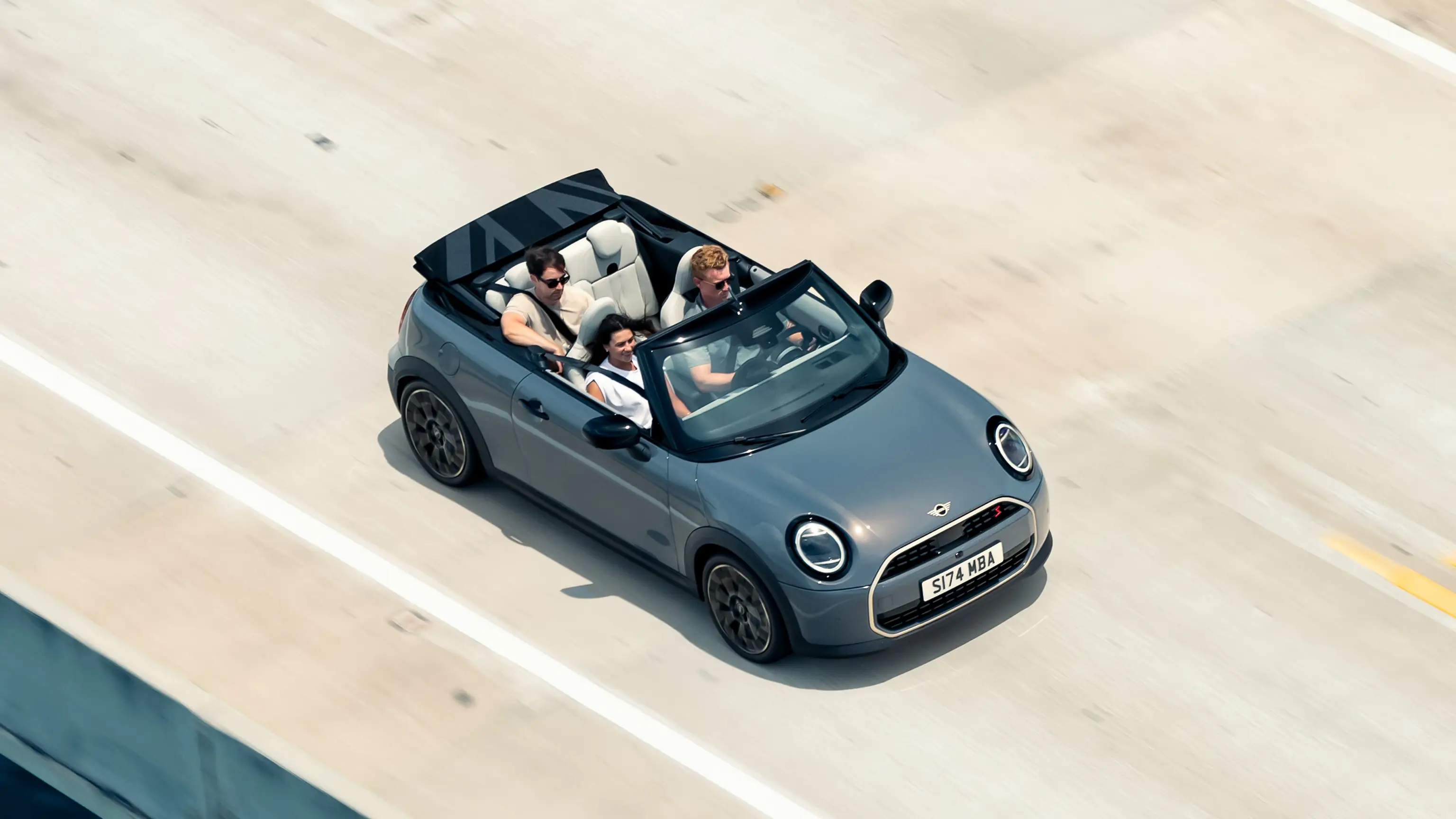 MINI Cooper Cabrio - Otvorené povetrie