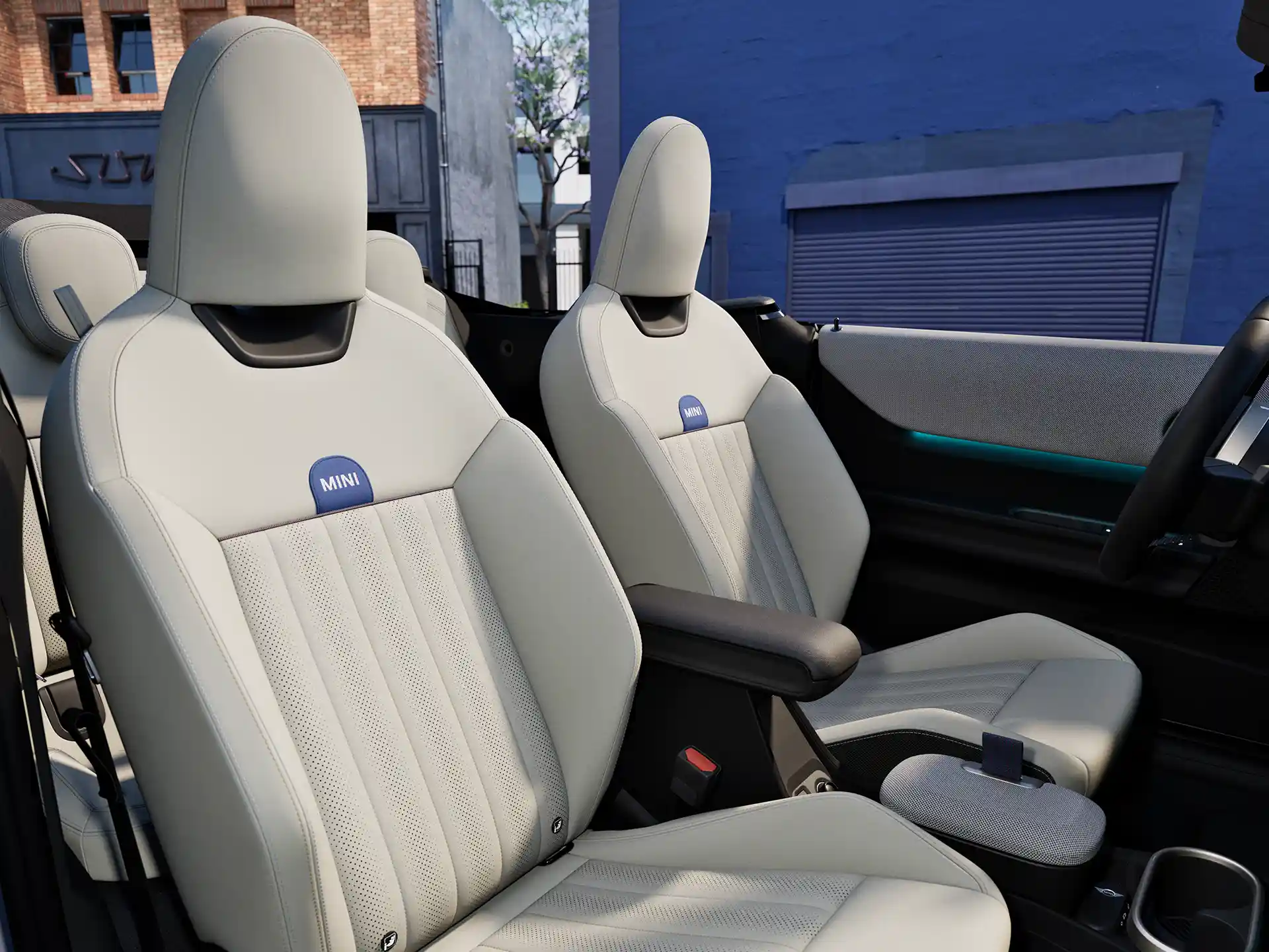 MINI Cooper Cabrio - Sedadlá s oporou
