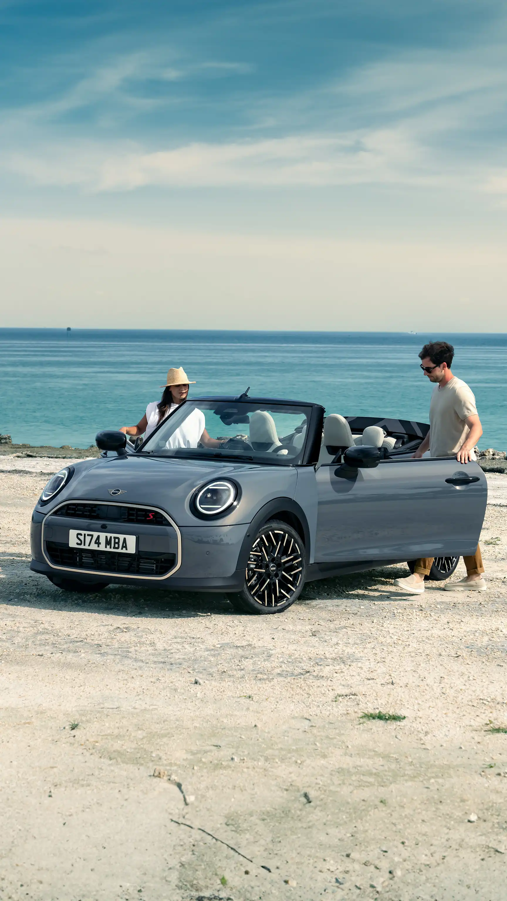 MINI Cooper Cabrio - Pláž