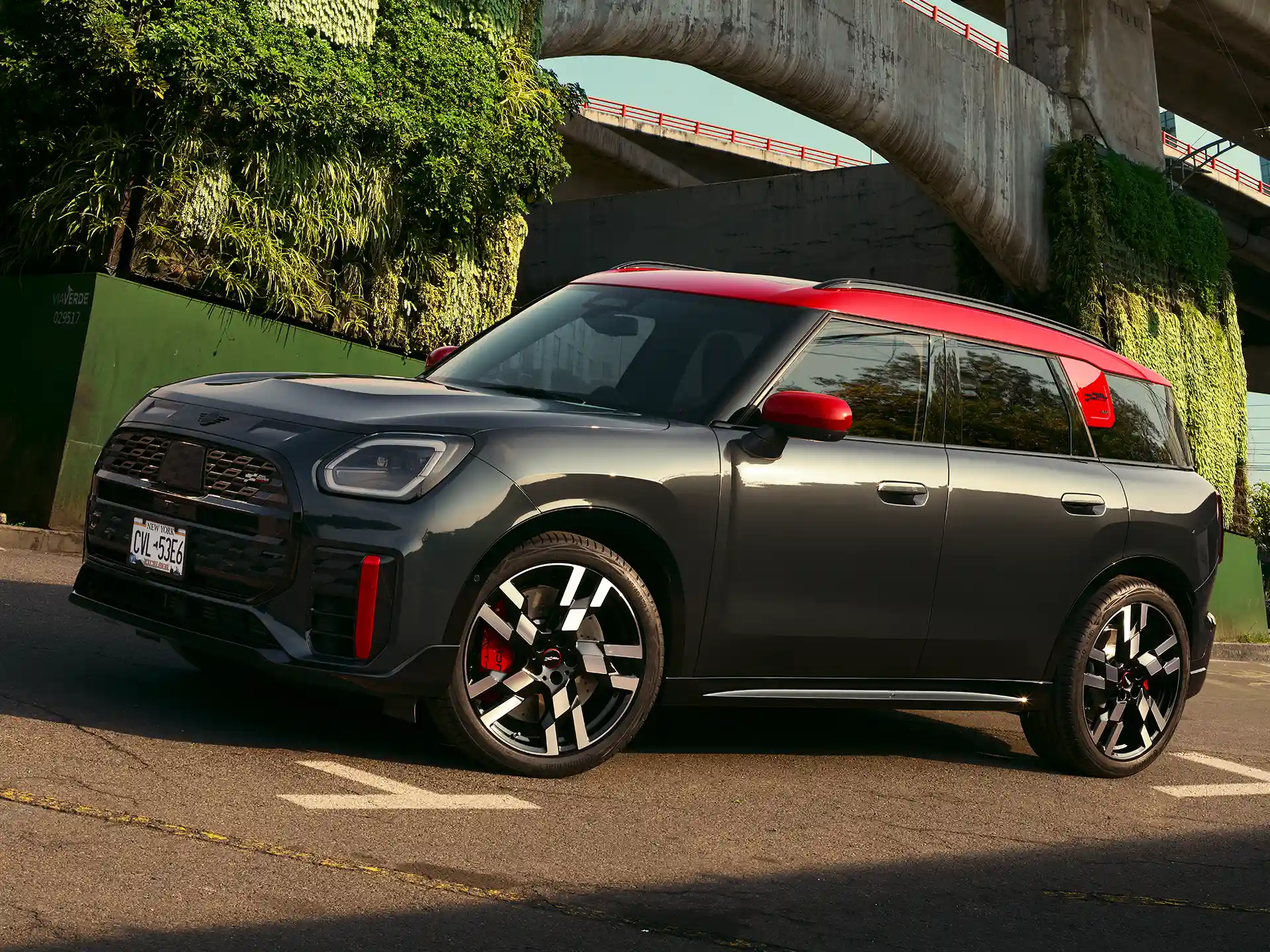 MINI JCW - Countryman - Video