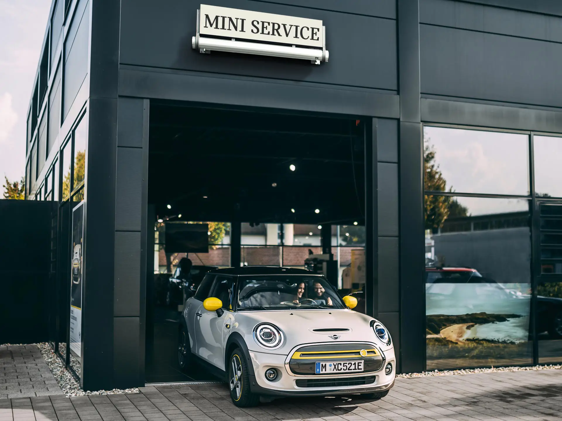MINI odchádzajúce z MINI servisného centra