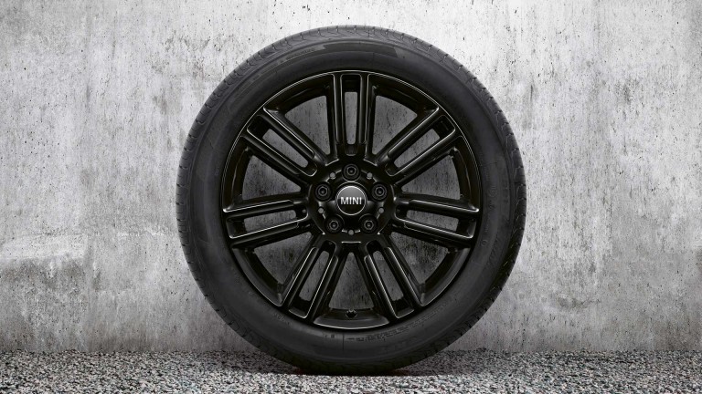 Príslušenstvo MINI – originálne kompletné letné kolesá mini – 18‘‘ MINI PAIR SPOKE