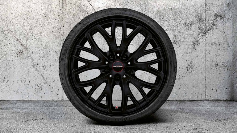 Príslušenstvo MINI – originálne kompletné letné kolesá mini – 18‘‘ JCW CROSS SPOKE 506