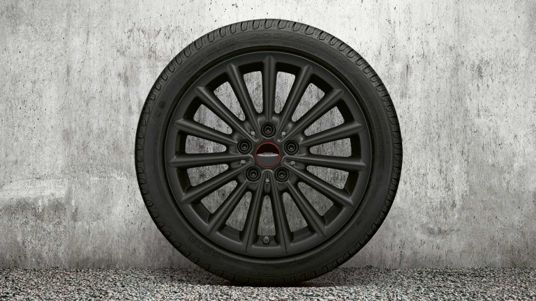 Príslušenstvo MINI – originálne kompletné letné kolesá mini – 17'' JCW MULTI SPOKE 505