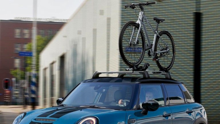 Príslušenstvo MINI – nevyhnutnosť pre cestovateľov, strešný nosič mini