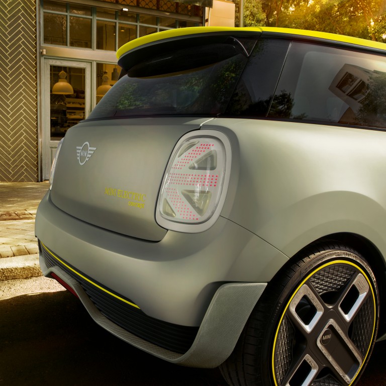 MINI Electric Concept – Close-up rear view