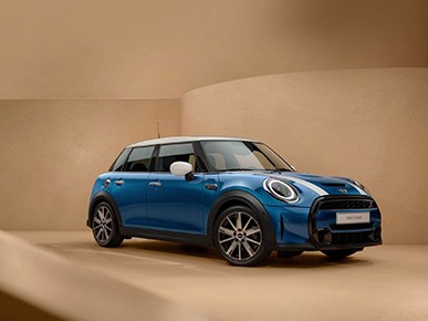 MINI HATCH 5-DOOR.