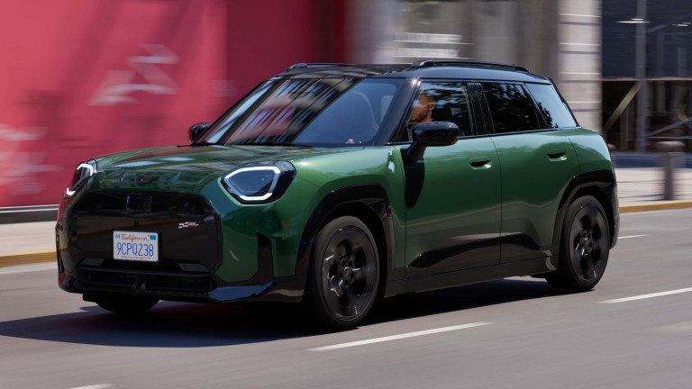 Čisto elektrické MINI Aceman - mozaika - digitálny zážitok