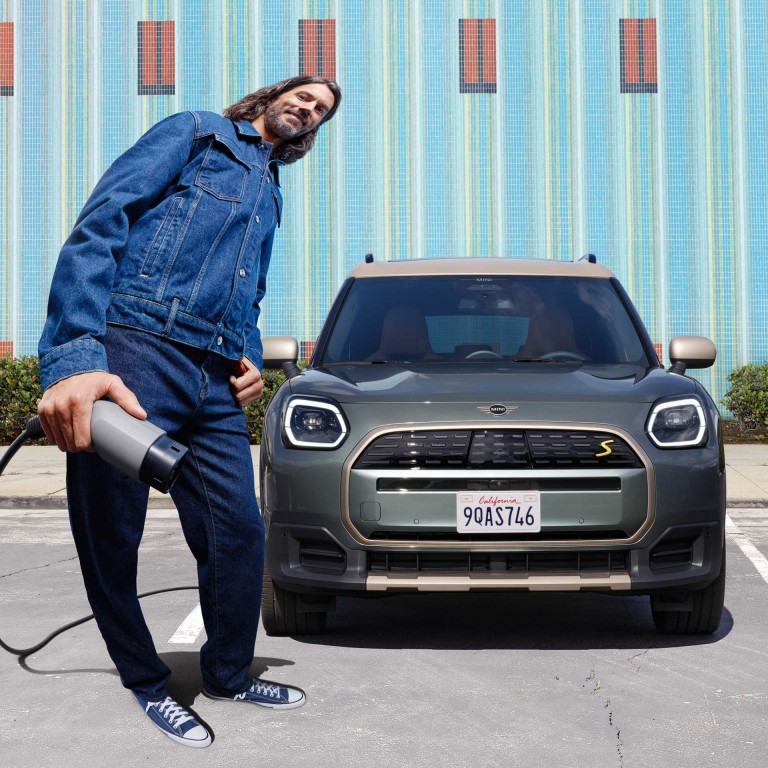 Čisto elektrické MINI Countryman - mozaika - nabíjanie a dojazd