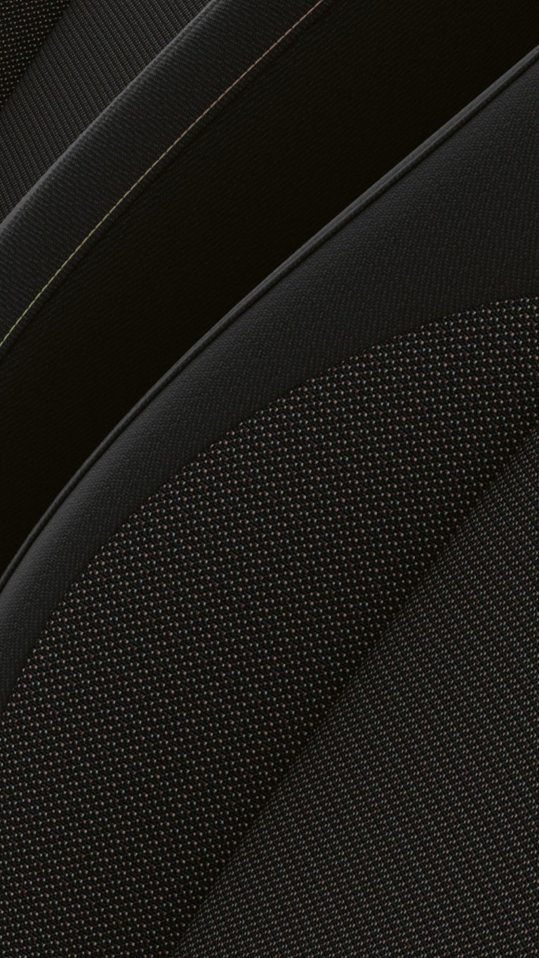 MINI Cooper SE 3-dverové – interiér – štandardná výbava