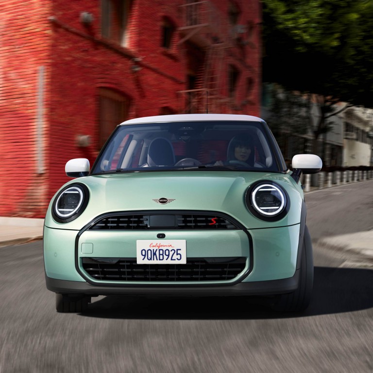 MINI Cooper 3-dverové - mozaika - exteriér