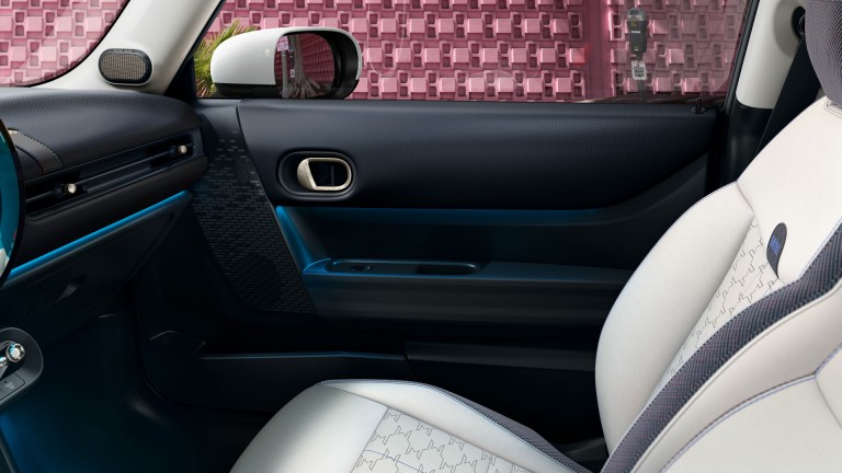 MINI Cooper 3-dverové - mozaika - interiér