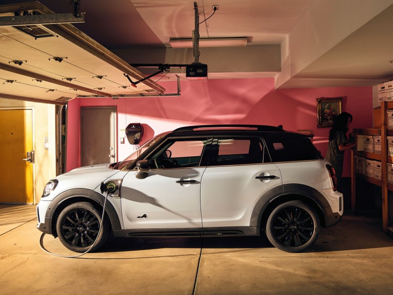 MINI Cooper Countryman SE – nabíjanie – doma