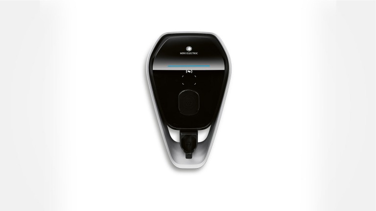 MINI Countryman plug-in hybrid – komfortné a bezpečné domáce nabíjanie – mini wallbox plus